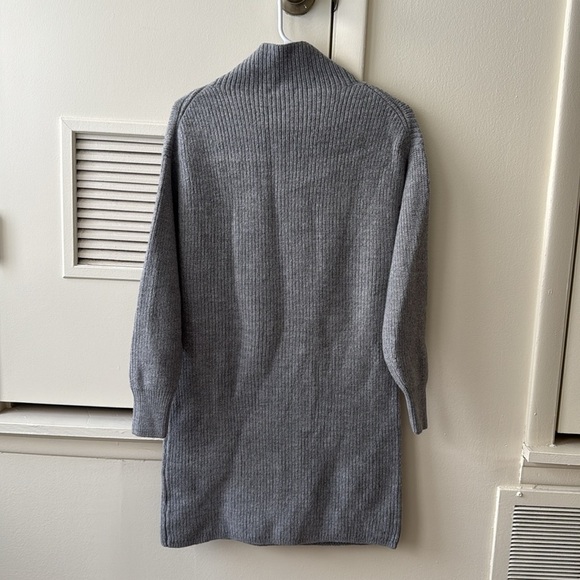 Quince Australian Merino Wool Relaxed Turtleneck Sweater Dress Heather Grey - Picture 5 of 10